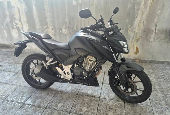 HONDA CB 300F TWISTER CBS HONDA CB 300F TWISTER CBS